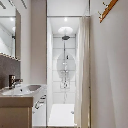 3 Bedroom Awesome In بيت للعطل