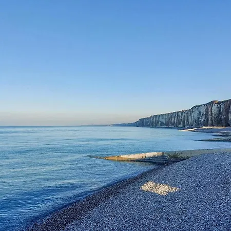 بيت للعطل 3 Bedroom Awesome In